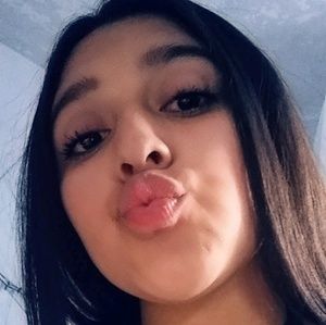 Meet your Posher, Kenia